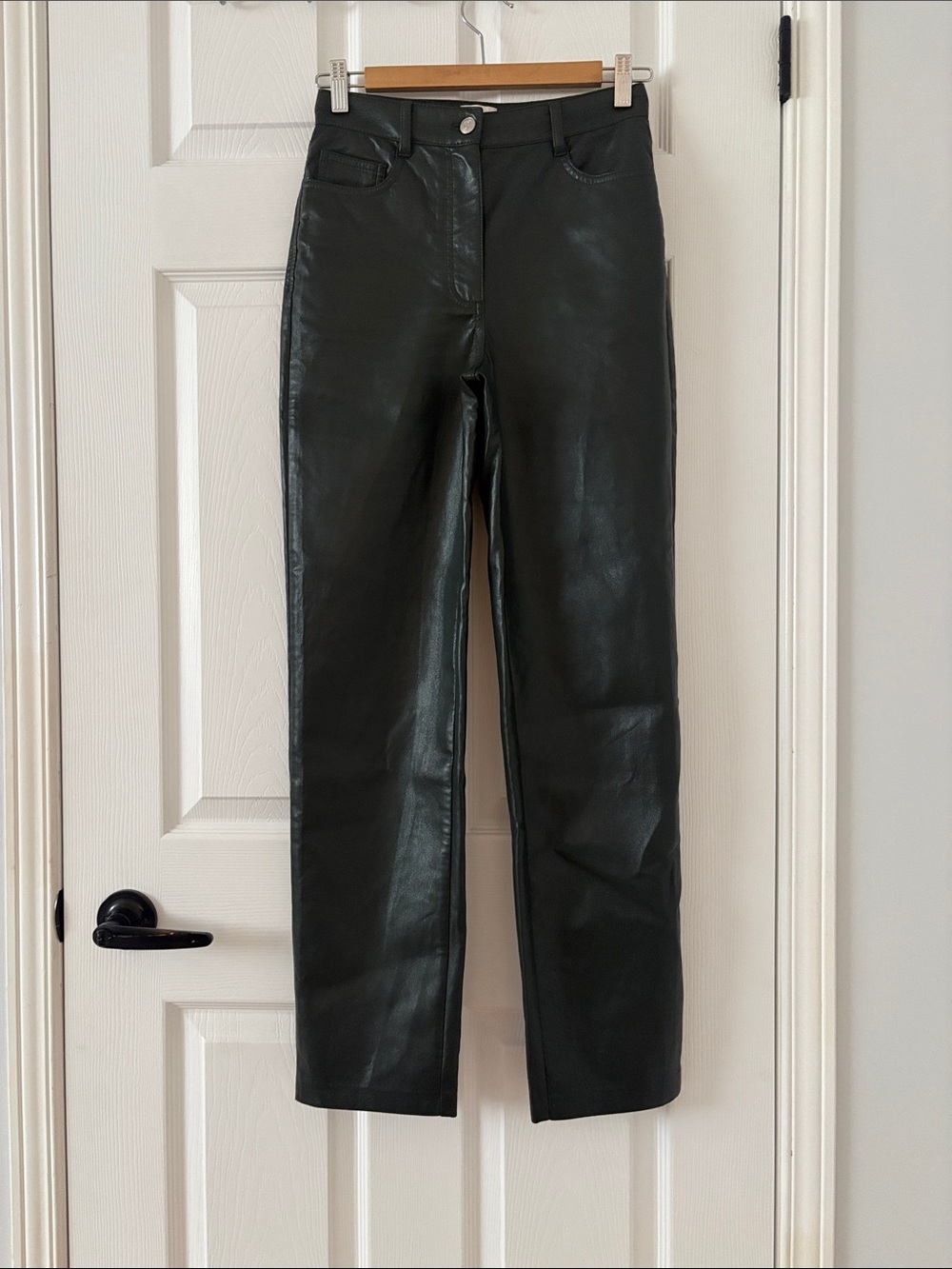Wilfred faux leather pants in Dark Green